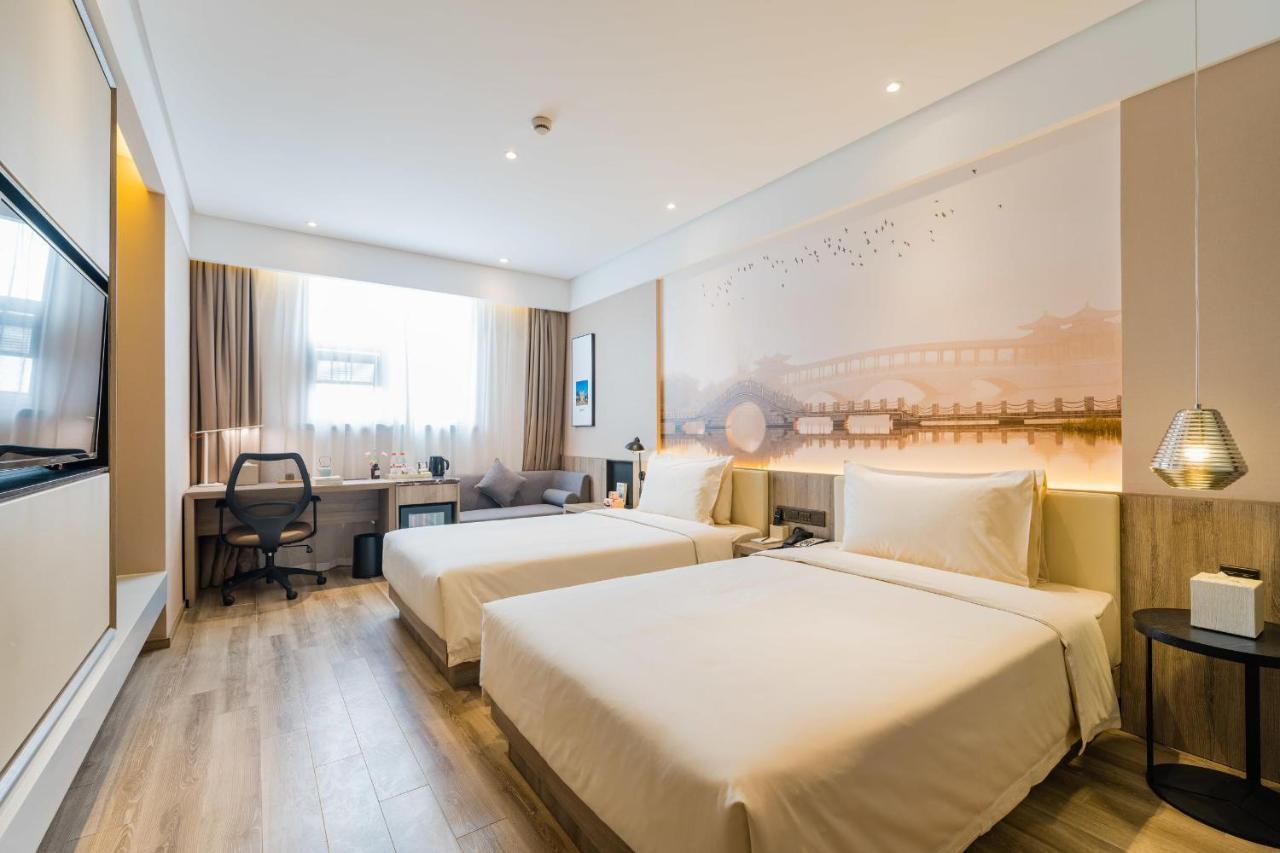 Atour Hotel Xuzhou East Jianguo Road Suning Plaza Exterior photo